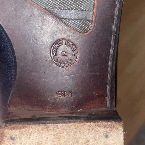 Johnston & Murphy Tan Perforated Loafers - Picture 9 of 9